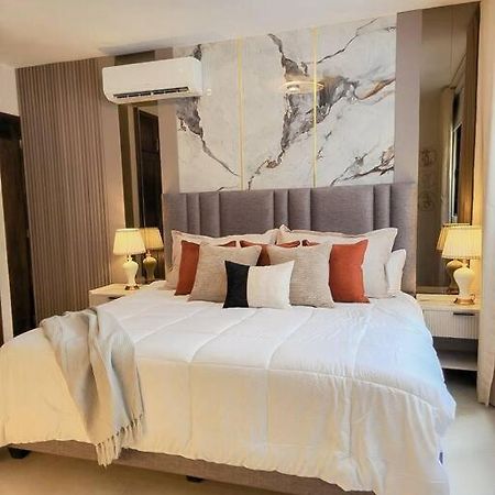 Luxury Apartment Downtown 圣地亚哥洛斯卡巴 外观 照片