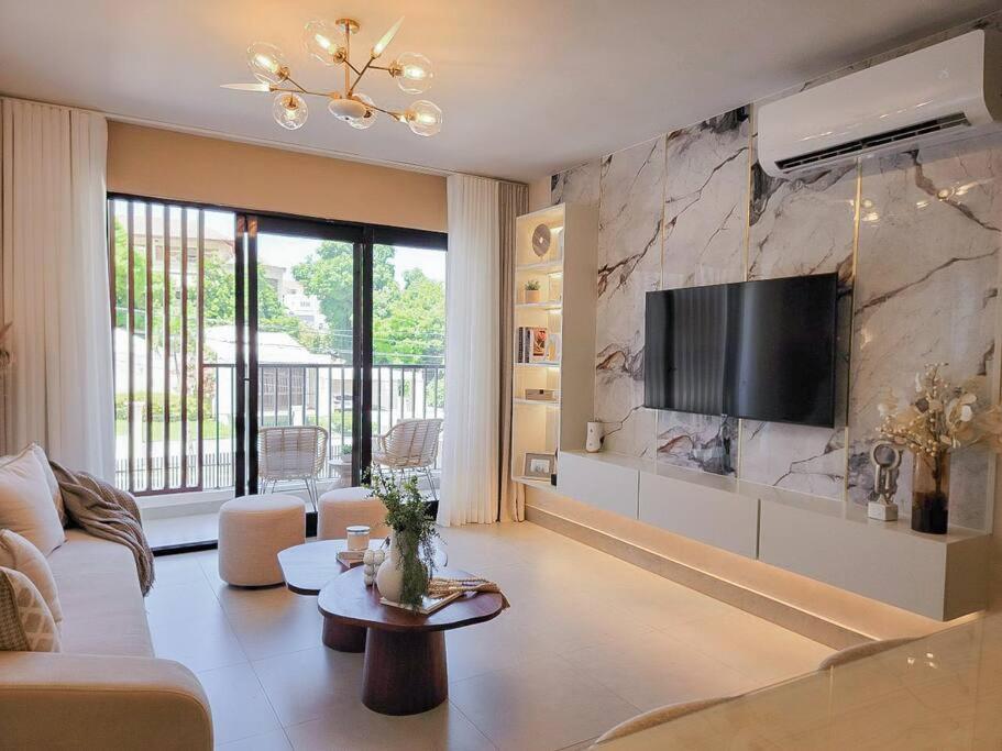Luxury Apartment Downtown 圣地亚哥洛斯卡巴 外观 照片